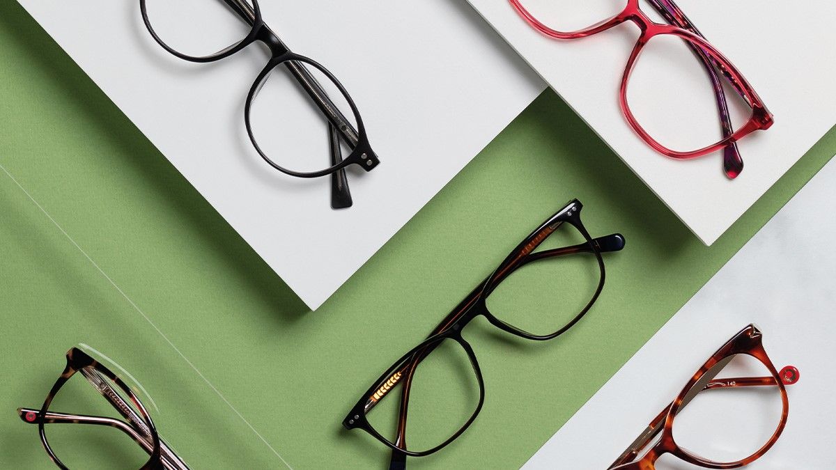 Spec-Savers | Winter Savings - 1 Month Left | Somerset Mall