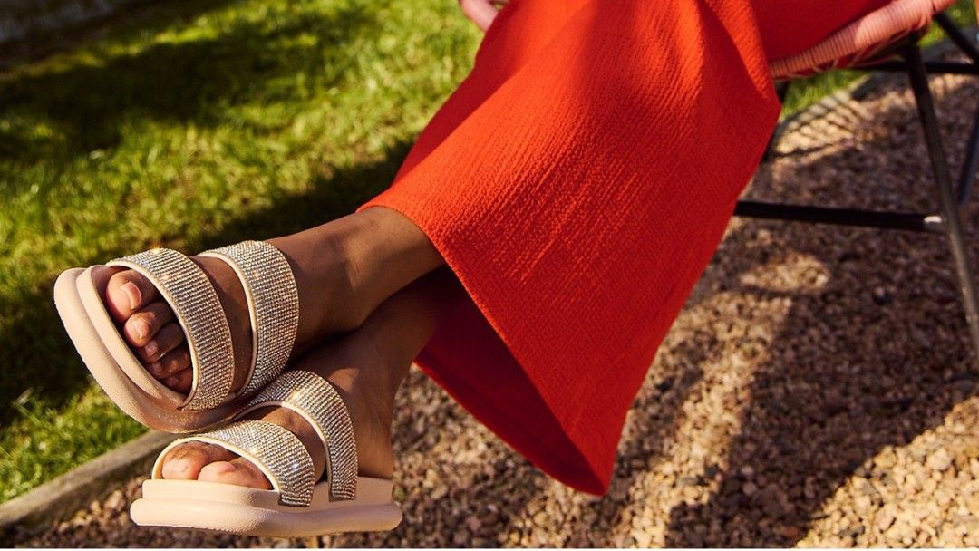 Kingsmead | 2 Pais of Sandals for R299