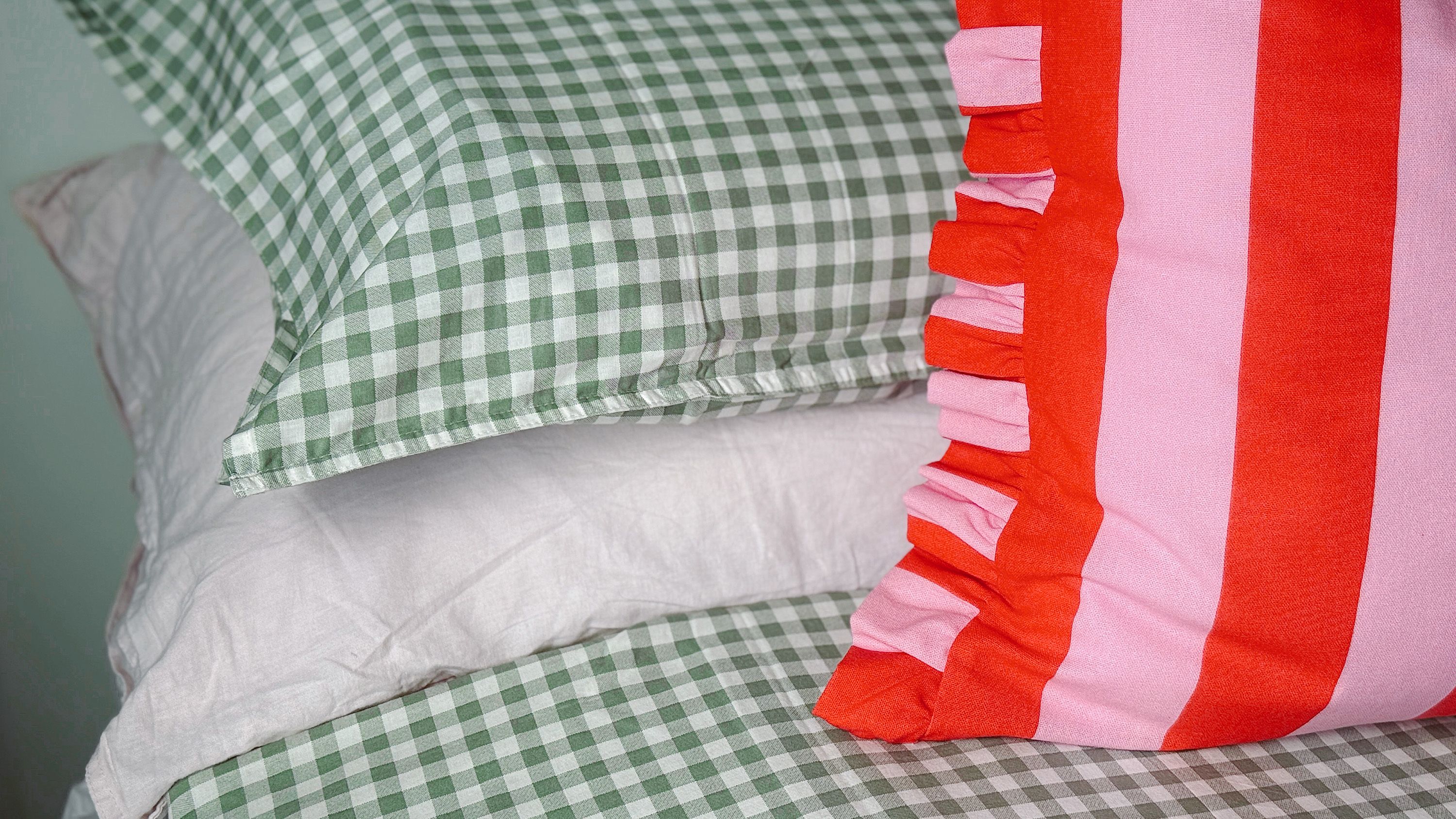 Bold Bedding