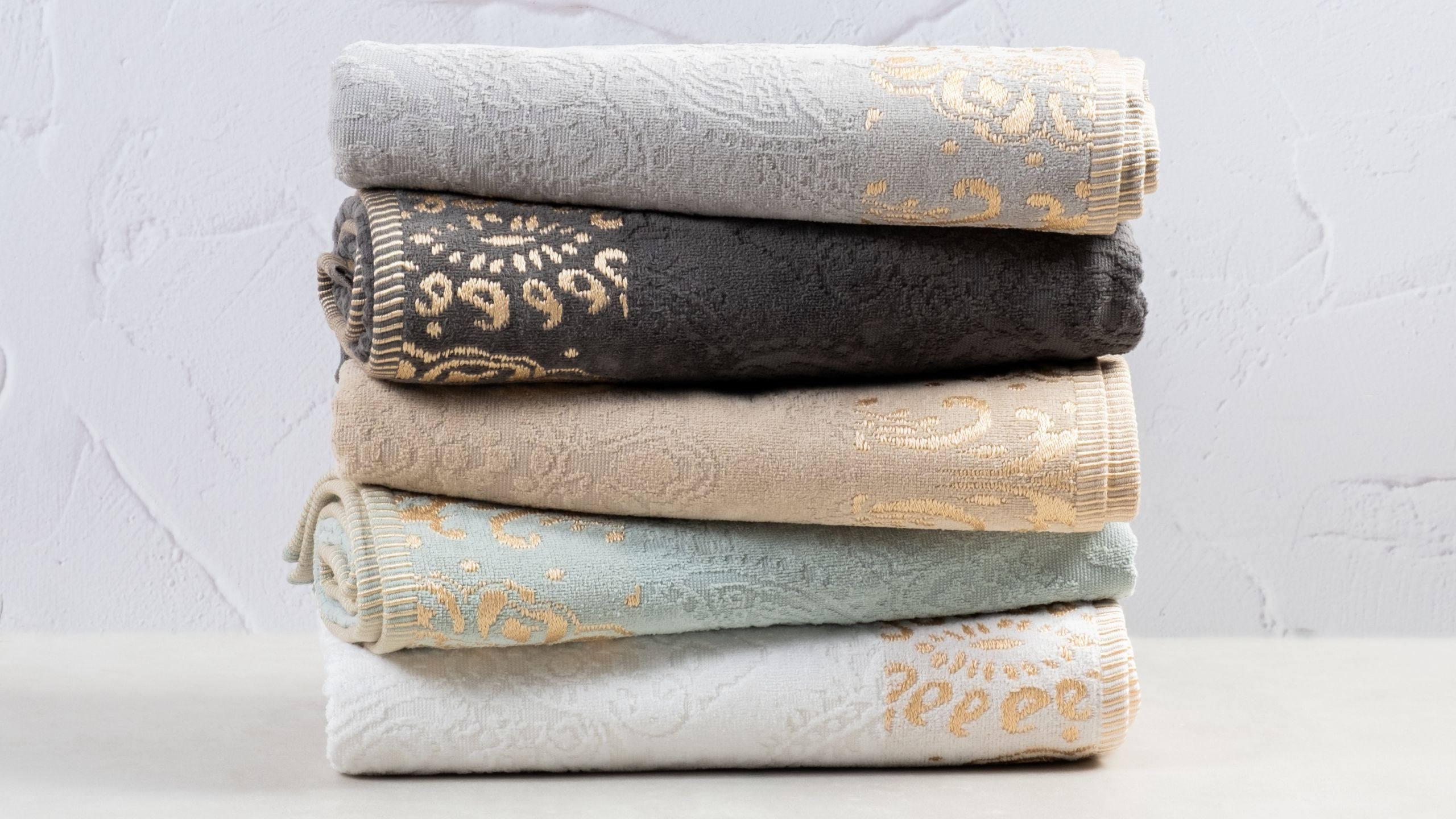 Whitehouse | Cotton Bay Bath Towel Promotion